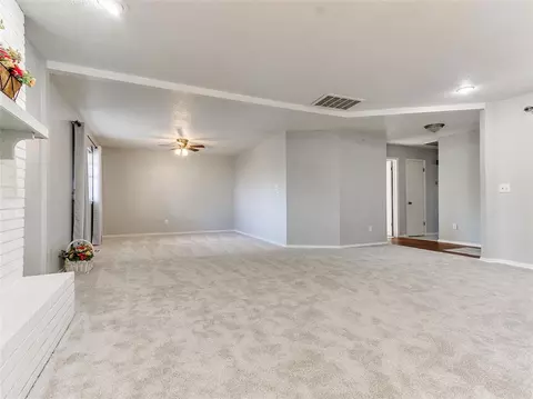 603 E 27th St, Edmond, OK 73013 photo 5