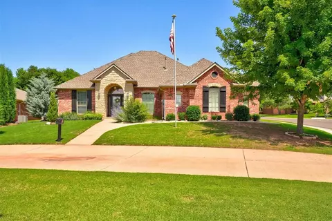 3100 Shortgrass Rd, Edmond, OK 73003