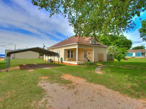 516 W Apache St, Purcell, OK 73080 photo 4