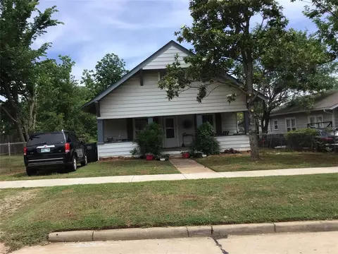 415 E 3rd St, Edmond, OK 73034