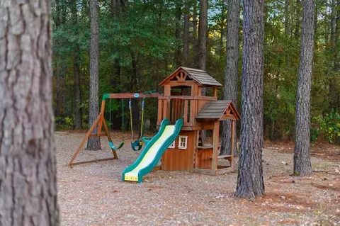 565 Sugar Pine Loop, Broken Bow, OK 74728 photo 34