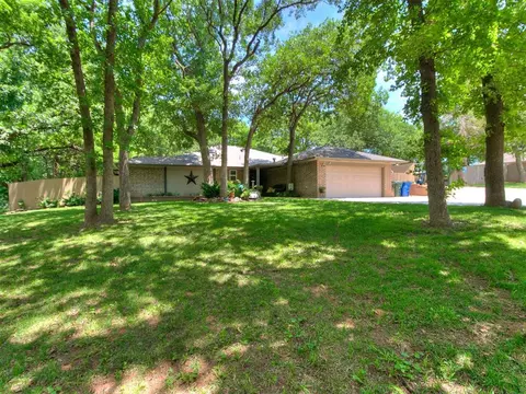 11120 Wolf Creek Rd, Guthrie, OK 73044