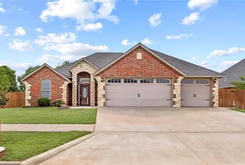 1301 Crimson Dr, Weatherford, OK 73096