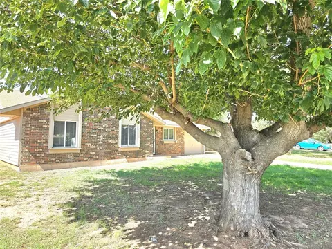 601 Mercury St, Altus, OK 73521 photo 4