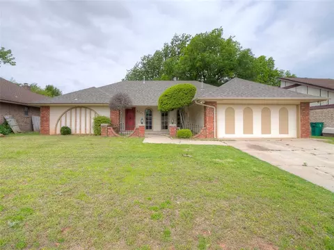 8721 Rolling Green Ave, Oklahoma City, OK 73132