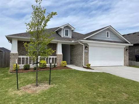 421 Nest Dr, Yukon, OK 73099
