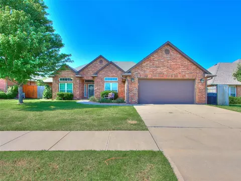 8813 NW 113th St, Oklahoma City, OK 73162
