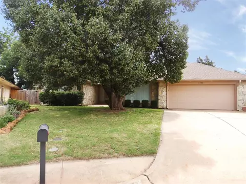11700 Heritage Square Rd, Oklahoma City, OK 73120
