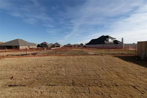 3028 Piper St, Moore, OK 73160 photo 25