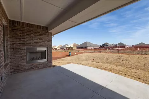 3028 Piper St, Moore, OK 73160 photo 24