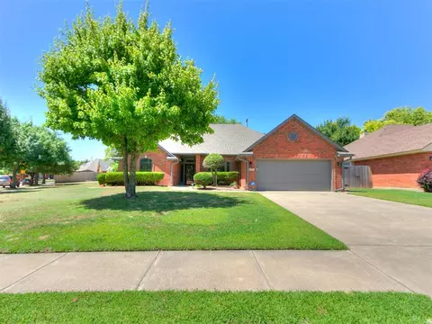 400 Avon Dr, Norman, OK 73072