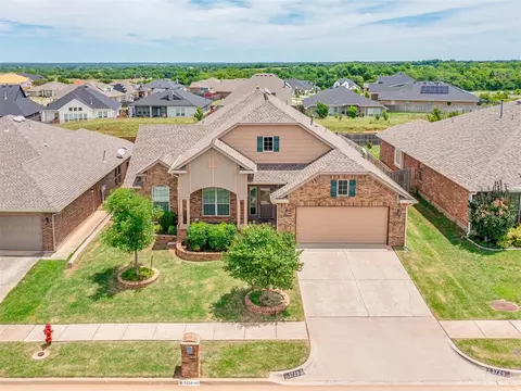 3729 Kings Canyon Rd, Norman, OK 73071
