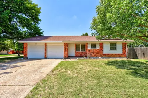 1323 E Louisiana St, Norman, OK 73071