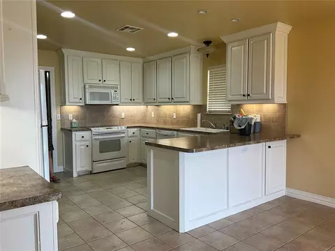 2306 Tailwinds Dr, Purcell, OK 73080 photo 8