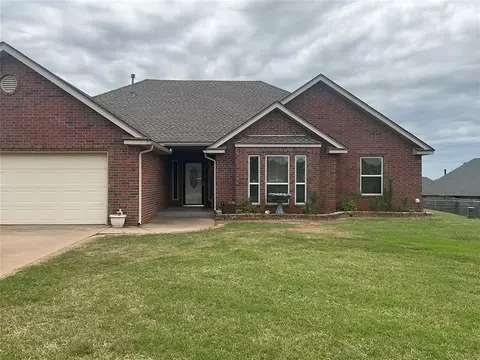 2306 Tailwinds Dr, Purcell, OK 73080 photo 2