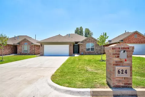 624 NW 112th St, Oklahoma City, OK 73114
