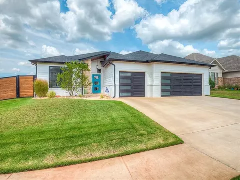 637 NW 182nd St, Edmond, OK 73012
