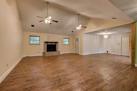 3900 E Waterloo Rd, Edmond, OK 73034 photo 7
