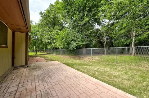 3900 E Waterloo Rd, Edmond, OK 73034 photo 29