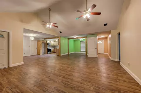 3900 E Waterloo Rd, Edmond, OK 73034 photo 9