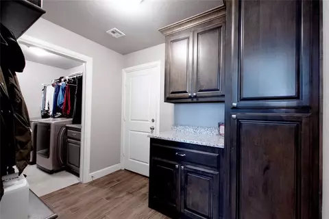 2205 Creek Side Cir, Moore, OK 73160 photo 17