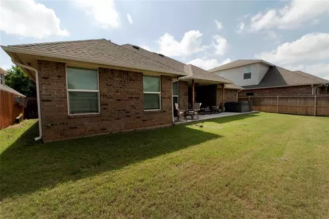 2205 Creek Side Cir, Moore, OK 73160 photo 22