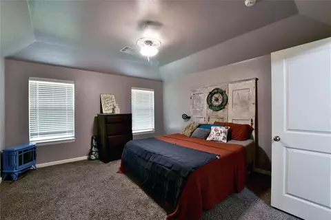 2205 Creek Side Cir, Moore, OK 73160 photo 12