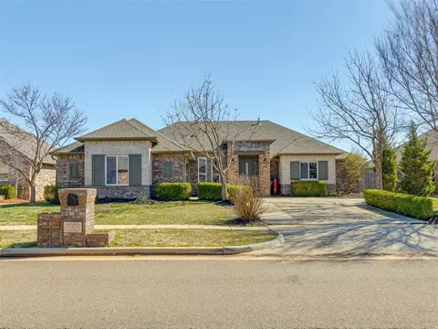 17412 White Hawk Dr, Edmond, OK 73012