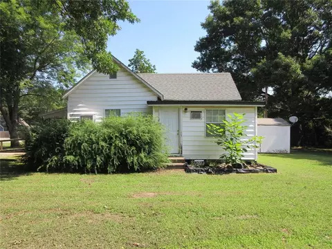 403 E Jefferson St, Tecumseh, OK 74873 photo 11