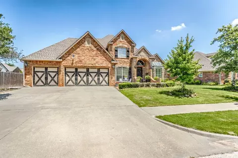 3905 Carrington Ln, Norman, OK 73072