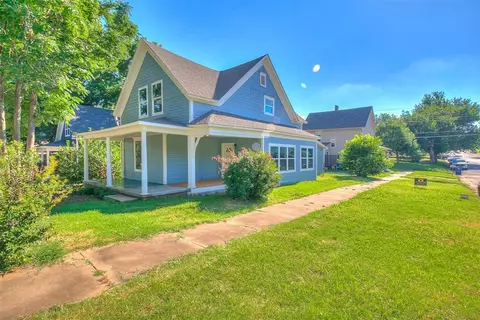 502 N Broad St, Guthrie, OK 73044