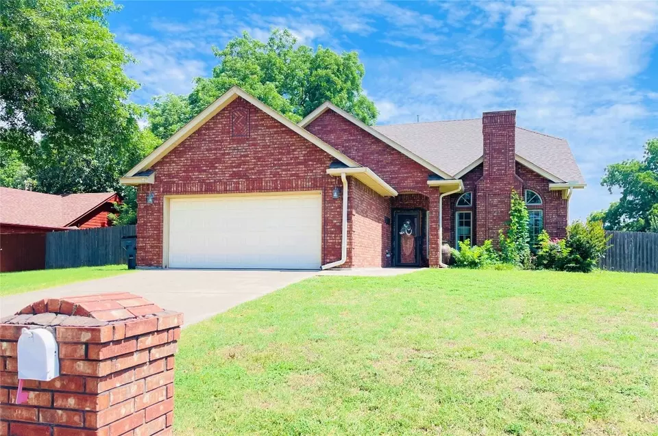 2701 NE Turtle Creek Dr, Lawton, OK 73507 30 Photos Movoto