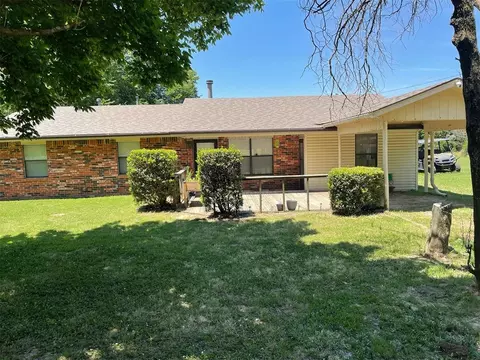111003 N 3820 Rd, Okemah, OK 74859