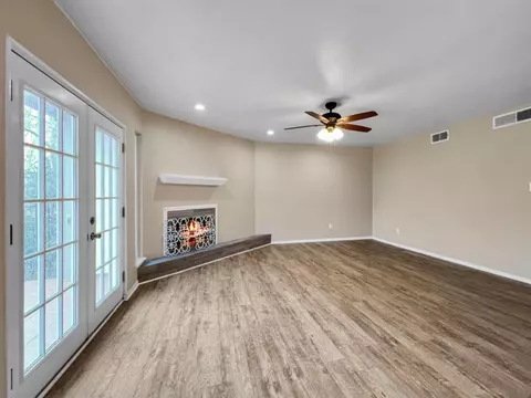 6724 N Meridian Ave #F, Oklahoma City, OK 73116