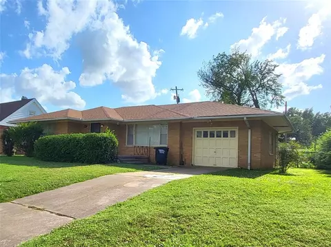 1014 N Jefferson Pl, Shawnee, OK 74801