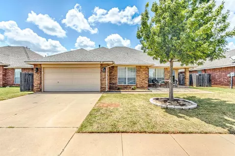 3809 Tori Pl, Yukon, OK 73099