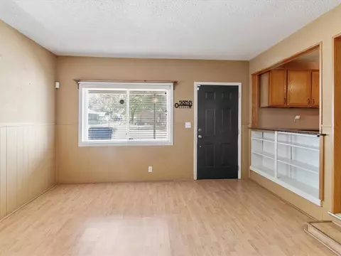206 E Apache St, Lindsay, OK 73052 photo 5