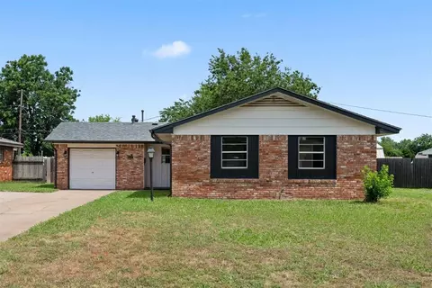211 Vine St, Yukon, OK 73099