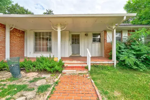 1421 E Covell Rd, Edmond, OK 73034