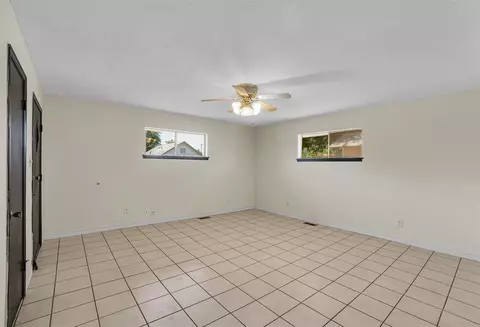 512 N Hightower St, Altus, OK 73521 photo 9