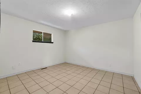 512 N Hightower St, Altus, OK 73521 photo 22