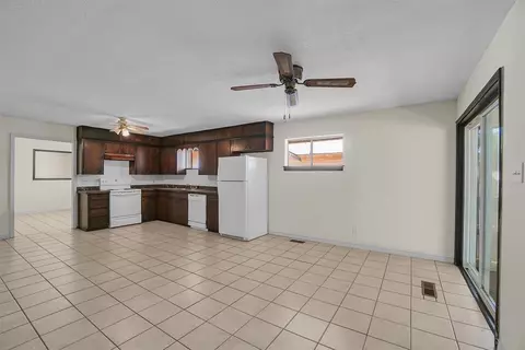 512 N Hightower St, Altus, OK 73521 photo 15