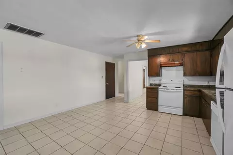 512 N Hightower St, Altus, OK 73521 photo 12
