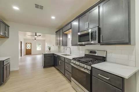 316 E Jackson St, Crescent, OK 73028