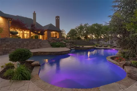 1200 Settlers Dr, Edmond, OK 73034