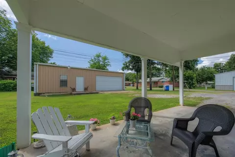 405 SW 4th St, Checotah, OK 74426 photo 46
