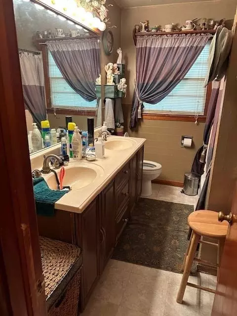 1213 Hickory St, Altus, OK 73521 photo 7