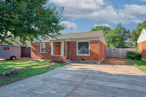 420 Eisenhower Blvd, Elk City, OK 73644