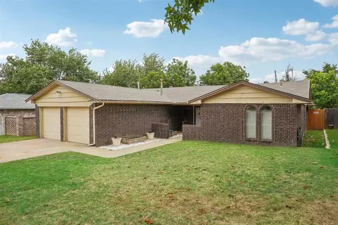 7433 NW 31st Ter, Bethany, OK 73008