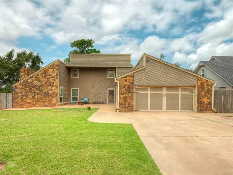 2525 Sequoia Park Dr, Yukon, OK 73099